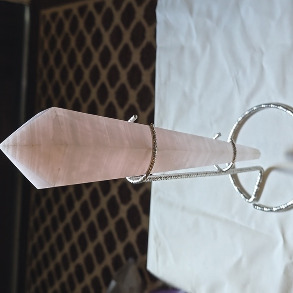 pink calcitewand